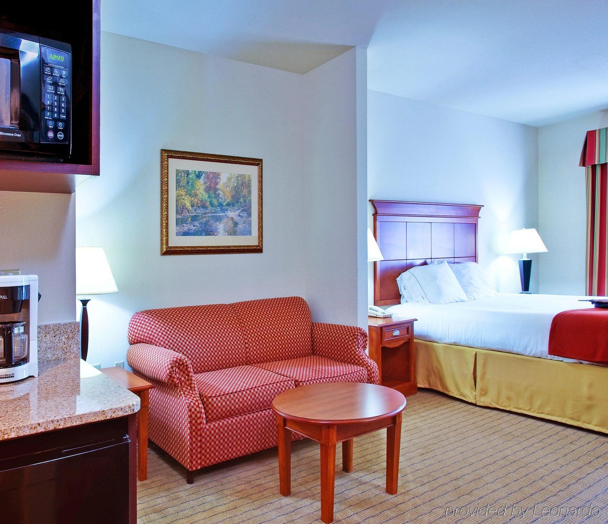 Holiday Inn Express & Suites Dyersburg By Ihg Zimmer foto