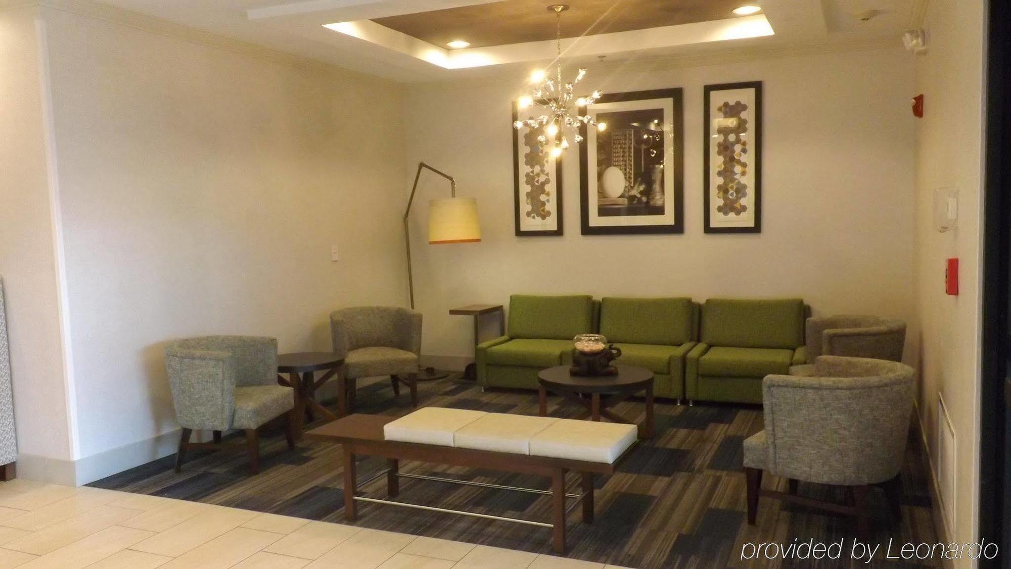 Holiday Inn Express & Suites Dyersburg By Ihg Exterior foto