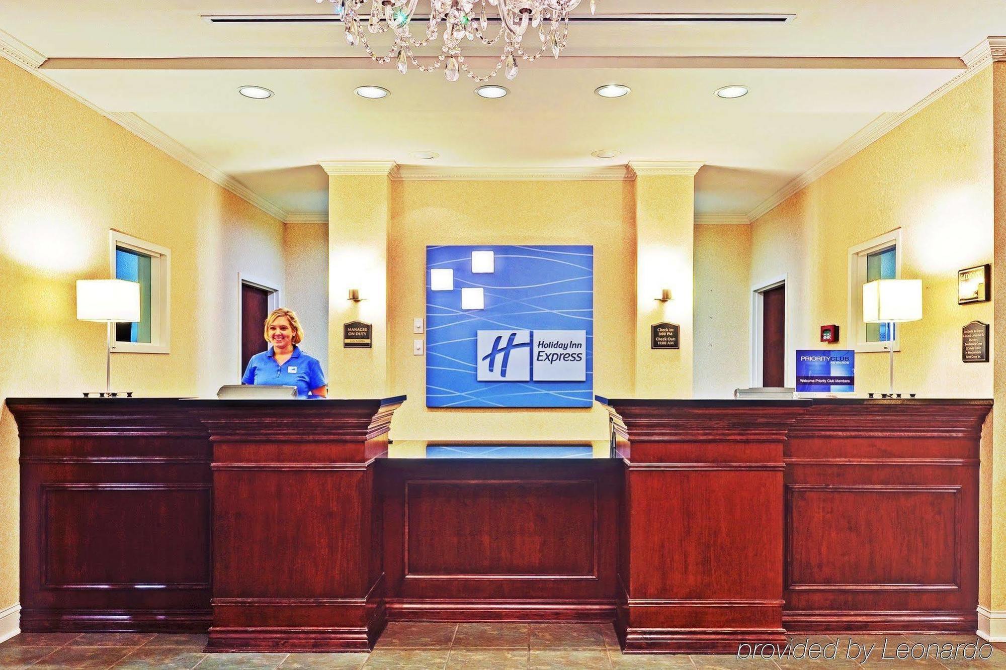 Holiday Inn Express & Suites Dyersburg By Ihg Interior foto